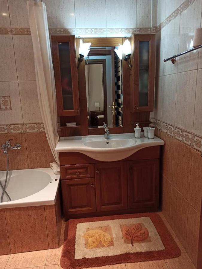 דירות Golden Mirror In קאבאלה מראה חיצוני תמונה